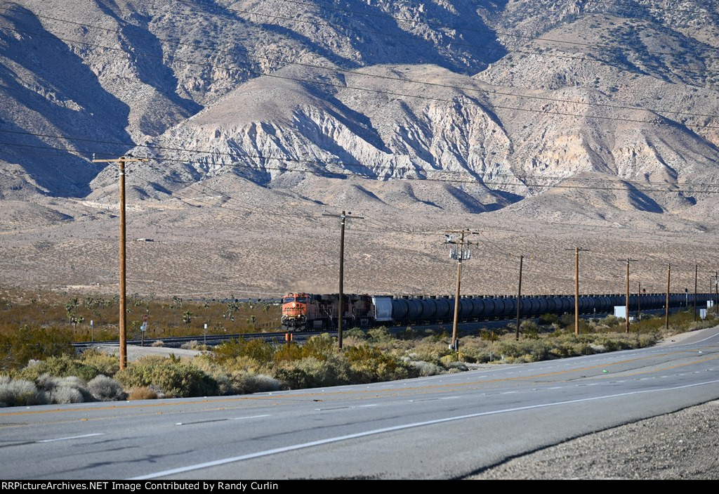 BNSF 5752 South